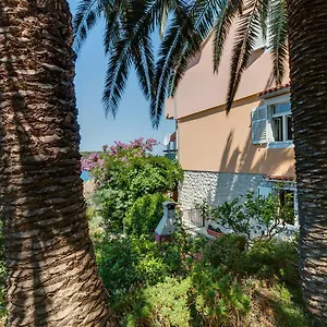 Apartment Pepi